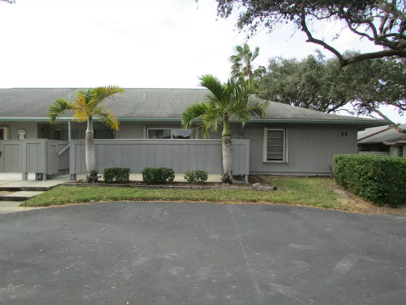 3980 NW Cinnamon Tree CIR, Jensen Beach, FL 34957