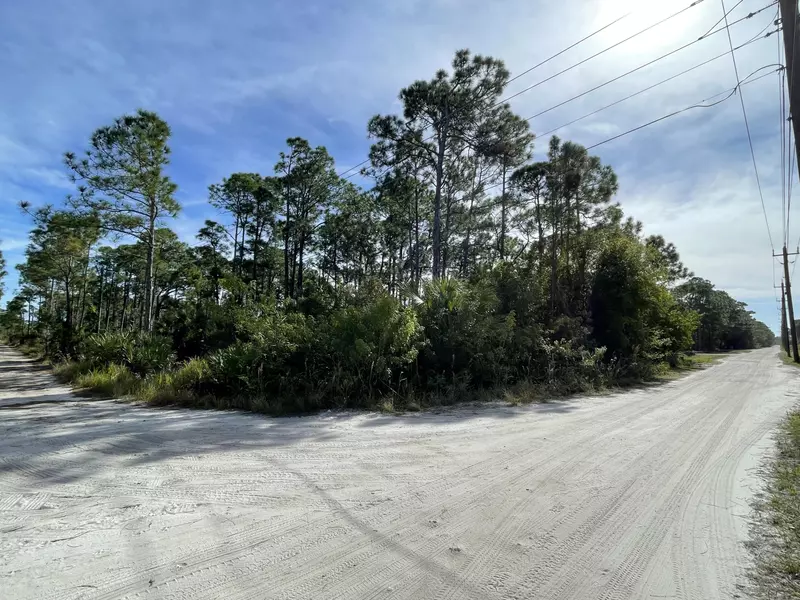 0 Slash Pine TRL, Lakewood Park, FL 34951