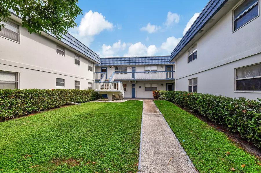 110 Tuscany B, Delray Beach, FL 33446