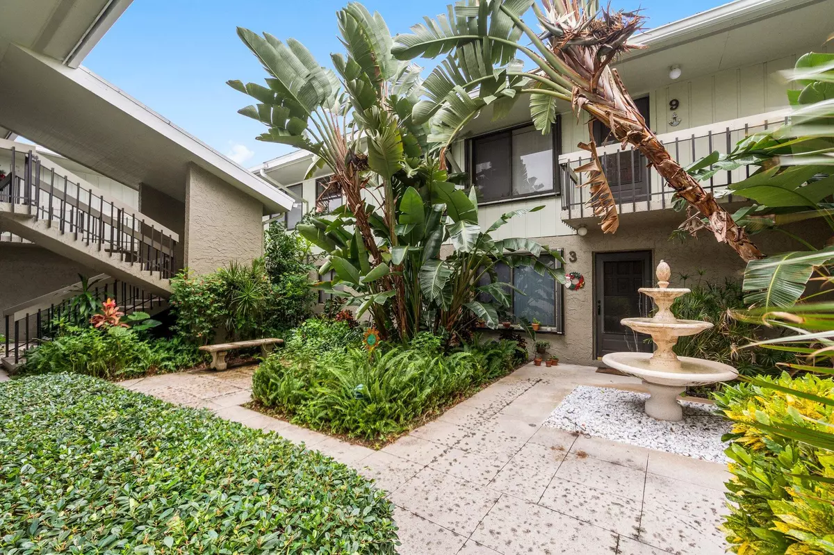 Stuart, FL 34994,800 NW Fork RD 9-9