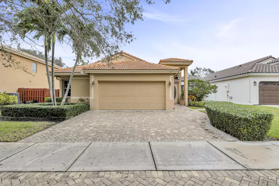 3975 Sabal Lakes RD, Delray Beach, FL 33445