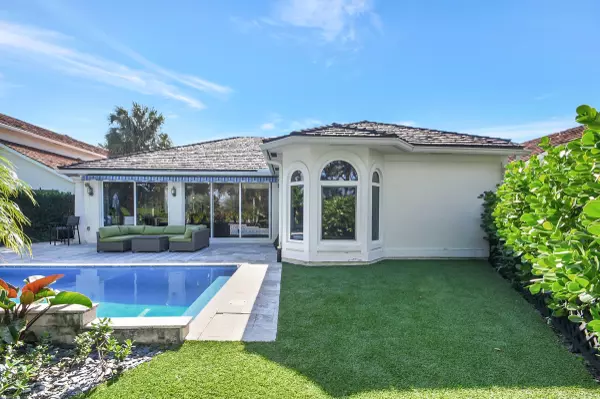 2490 Muir CIR, Wellington, FL 33414