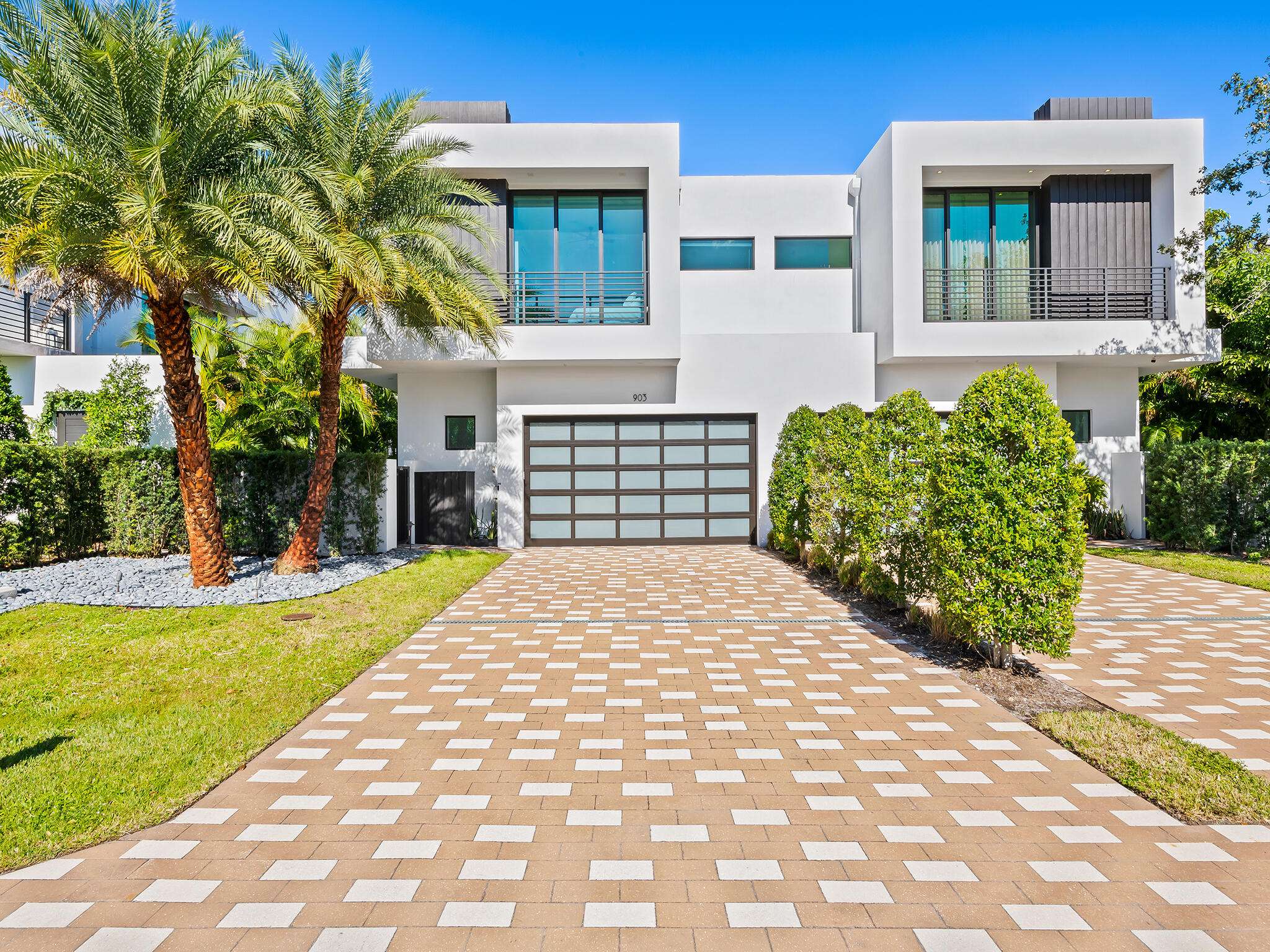 903 Witherspoon LN,  Delray Beach,  FL 33483