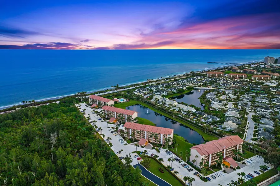 201 Ocean Bluffs BLVD 403, Jupiter, FL 33477