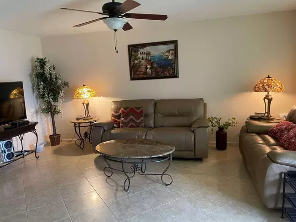 Deerfield Beach, FL 33442,506 W Tilford