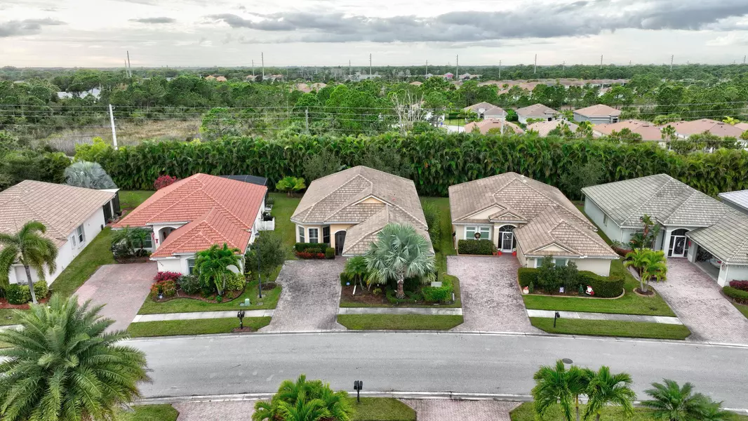 1792 NW Old Oak TER, Jensen Beach, FL 34957