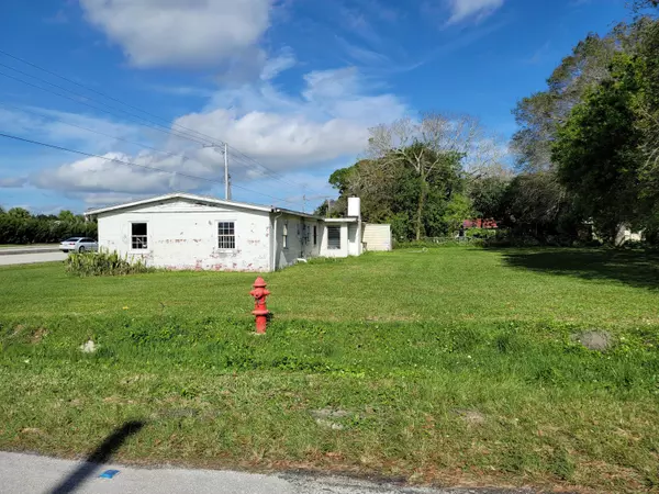 Fort Pierce, FL 34981,3176 S 25th ST