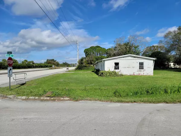 Fort Pierce, FL 34981,3176 S 25th ST