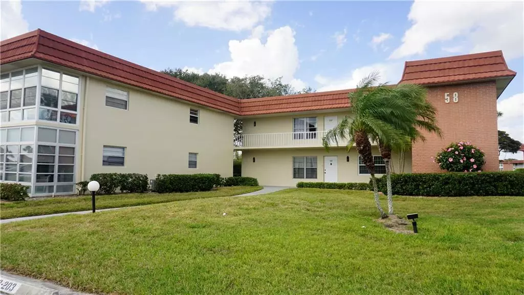 58 Woodland DR 206, Vero Beach, FL 32962