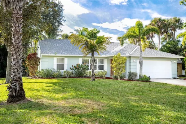 Vero Beach, FL 32962,543 SE 23rd ST