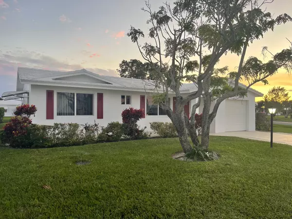 Boynton Beach, FL 33426,120 SW 15th CT