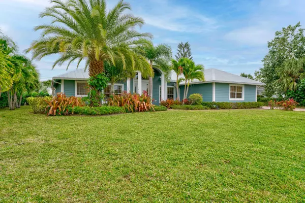 Tequesta, FL 33469,112 W Fairview