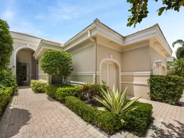 Palm Beach Gardens, FL 33418,107 Emerald Key LN