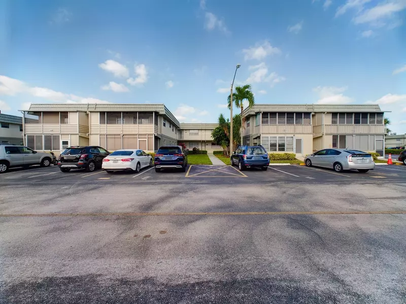 171 Monaco D, Delray Beach, FL 33446