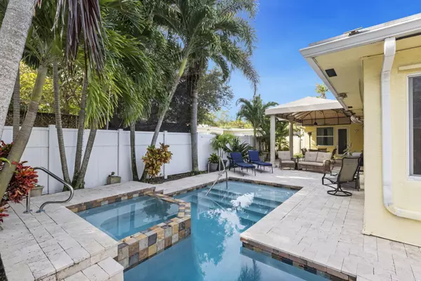 West Palm Beach, FL 33407,210 35th ST