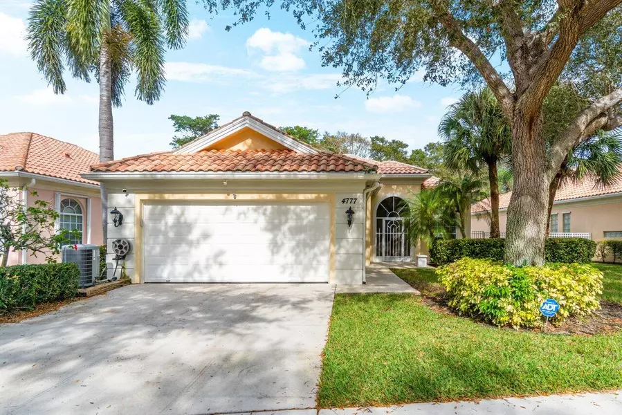 4777 Orchard LN, Delray Beach, FL 33445