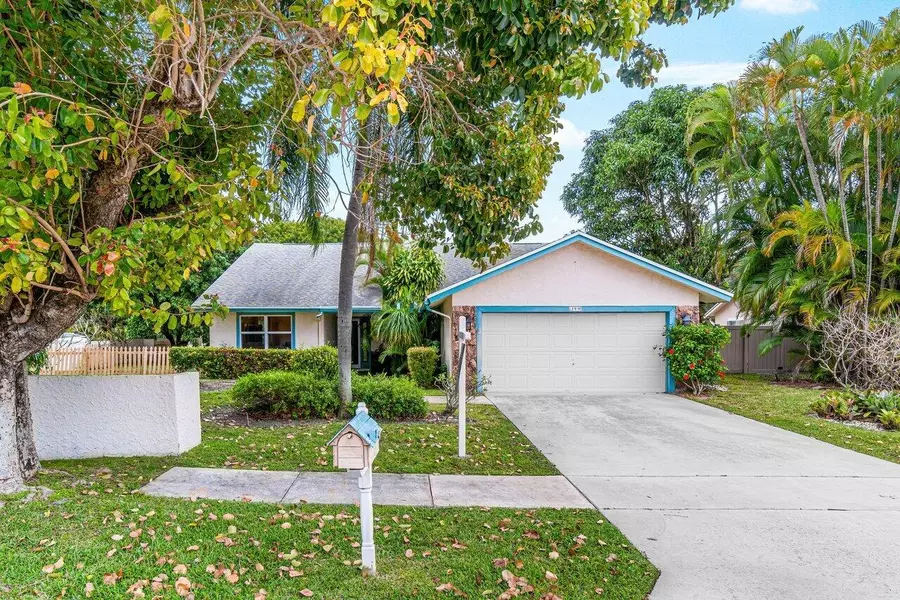 399 NW 35th PL, Boca Raton, FL 33431