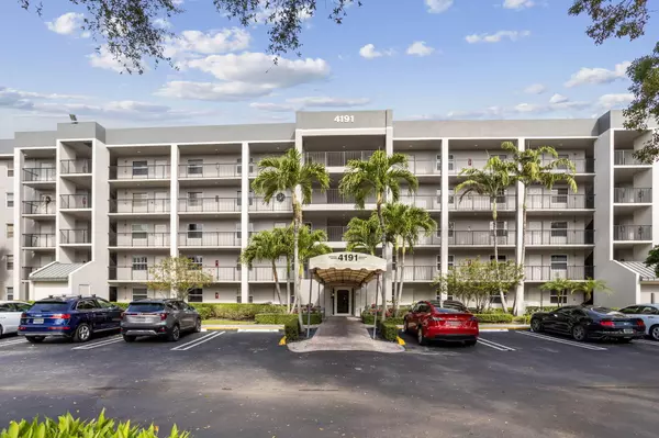 4191 Cypress Reach CT 304, Pompano Beach, FL 33069