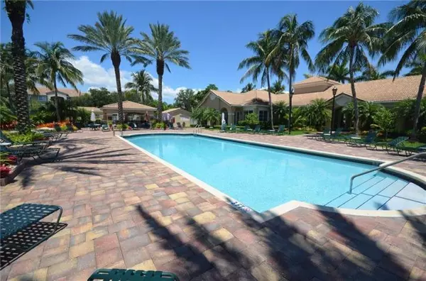 Tequesta, FL 33469,266 Village BLVD 6202