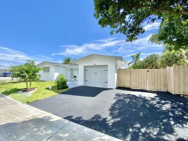 Boca Raton, FL 33432,500 SW 3rd AVE