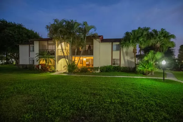 West Palm Beach, FL 33417,4843 Sable Pine CIR B1