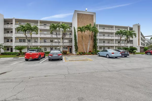 3008 Hythe A (3rd Floor), Boca Raton, FL 33434