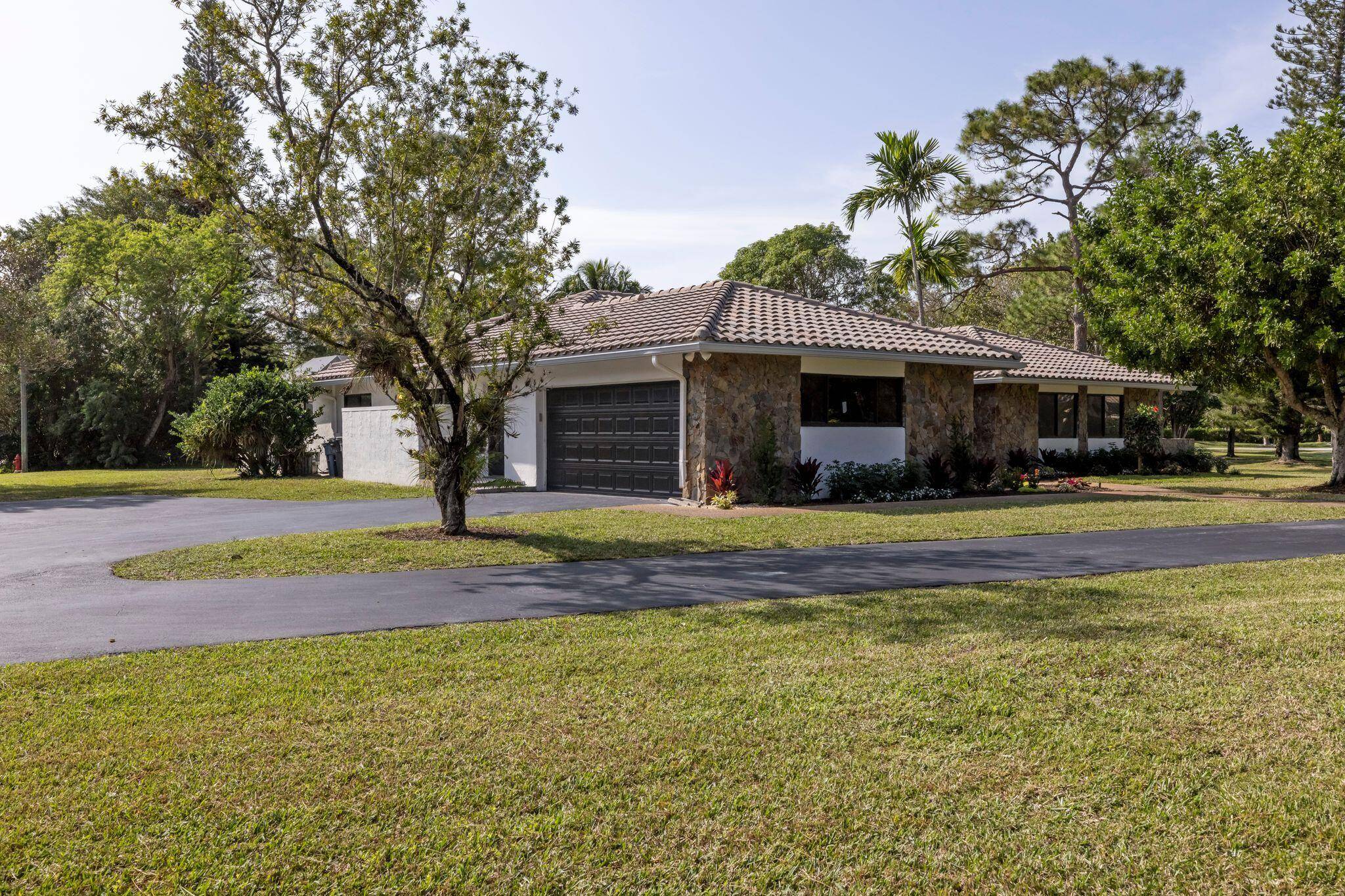 Boca Raton, FL 33428,22633 Lemon Tree LN