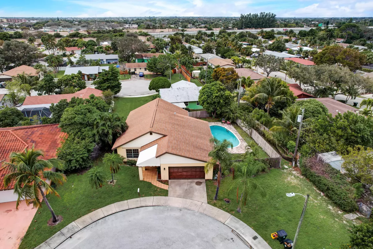 Lake Worth Beach, FL 33460,1411 Kilgore LN