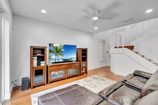 Coconut Creek, FL 33073,3593 Asperwood CIR