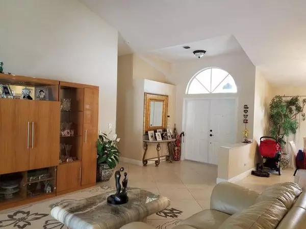 Lake Worth, FL 33467,6658 Blue Bay CIR