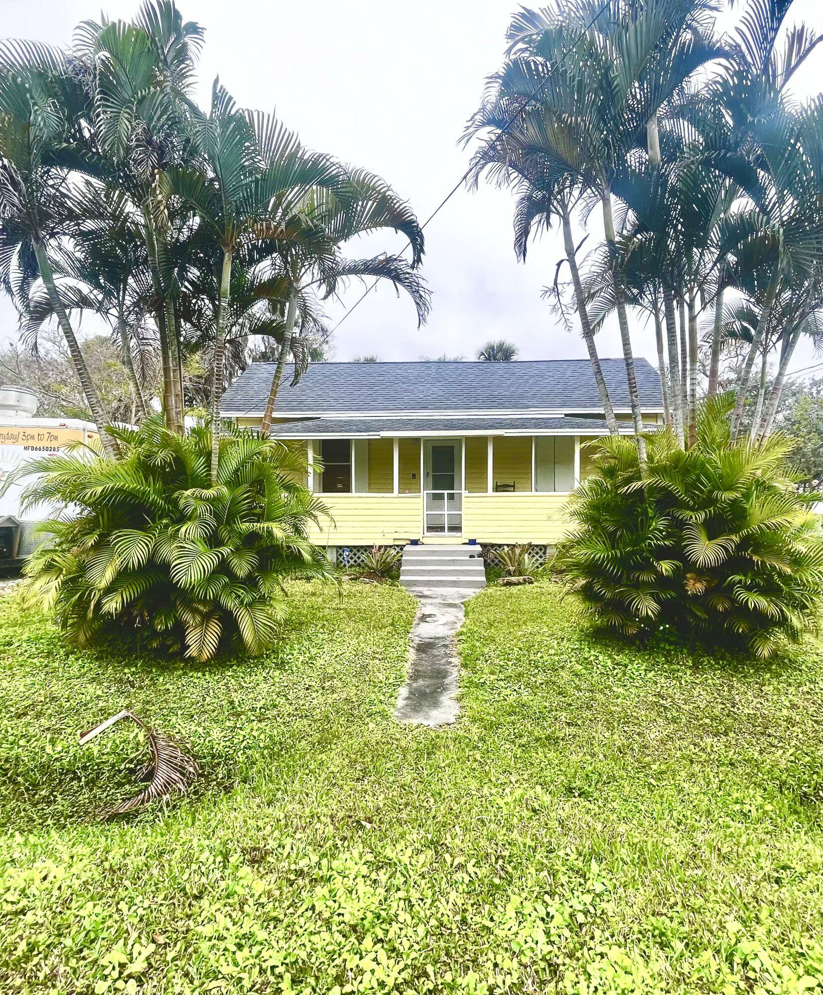 4911 Elm AVE, Fort Pierce, FL 34982