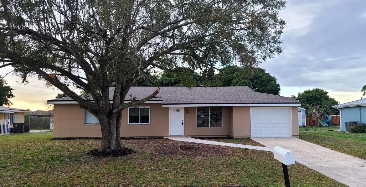 362 SW Cherryhill RD, Port Saint Lucie, FL 34953