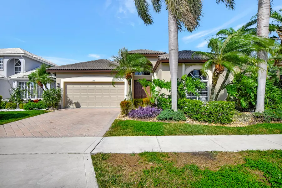 7735 Monarch CT, Delray Beach, FL 33446