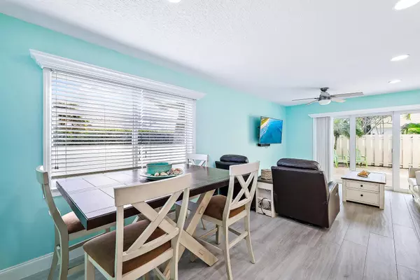 Jupiter, FL 33477,258 Seabreeze CIR