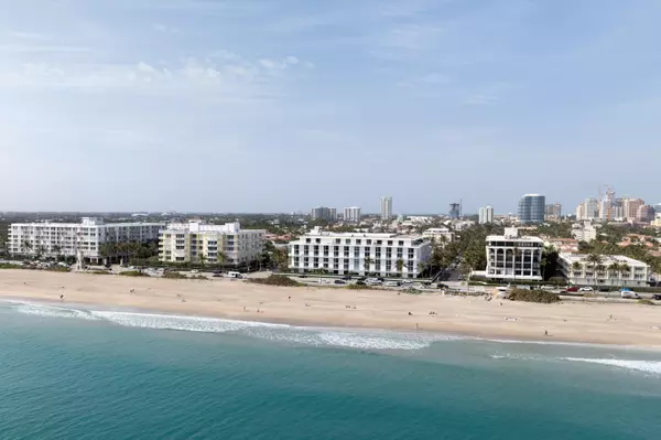 Palm Beach, FL 33480,400 S Ocean BLVD Penthouse-C