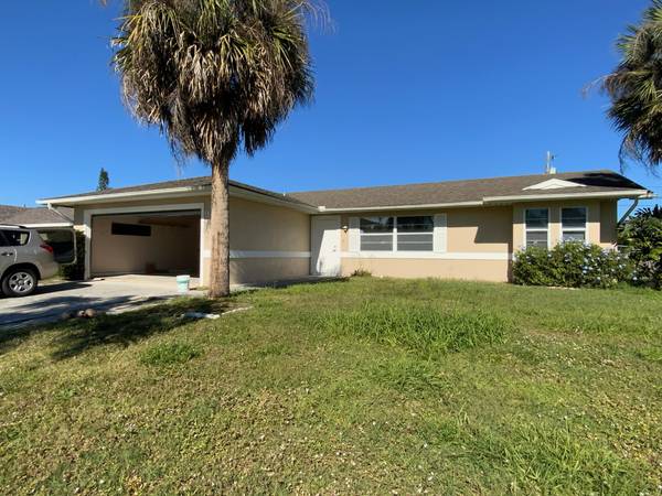 971 SW Kappa AVE, Port Saint Lucie, FL 34953