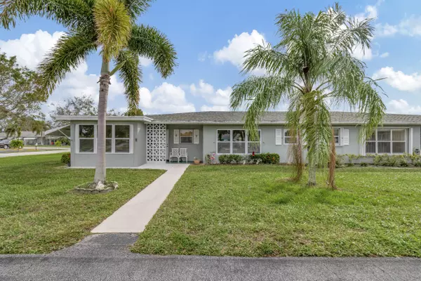 822 W High Point DR B, Delray Beach, FL 33445