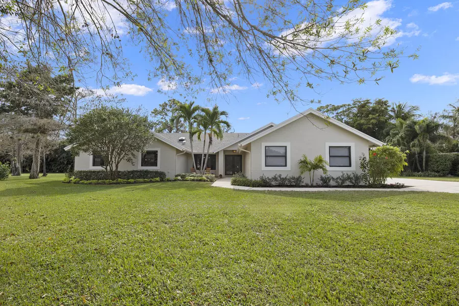 1515 Wood Dale TER, Wellington, FL 33414