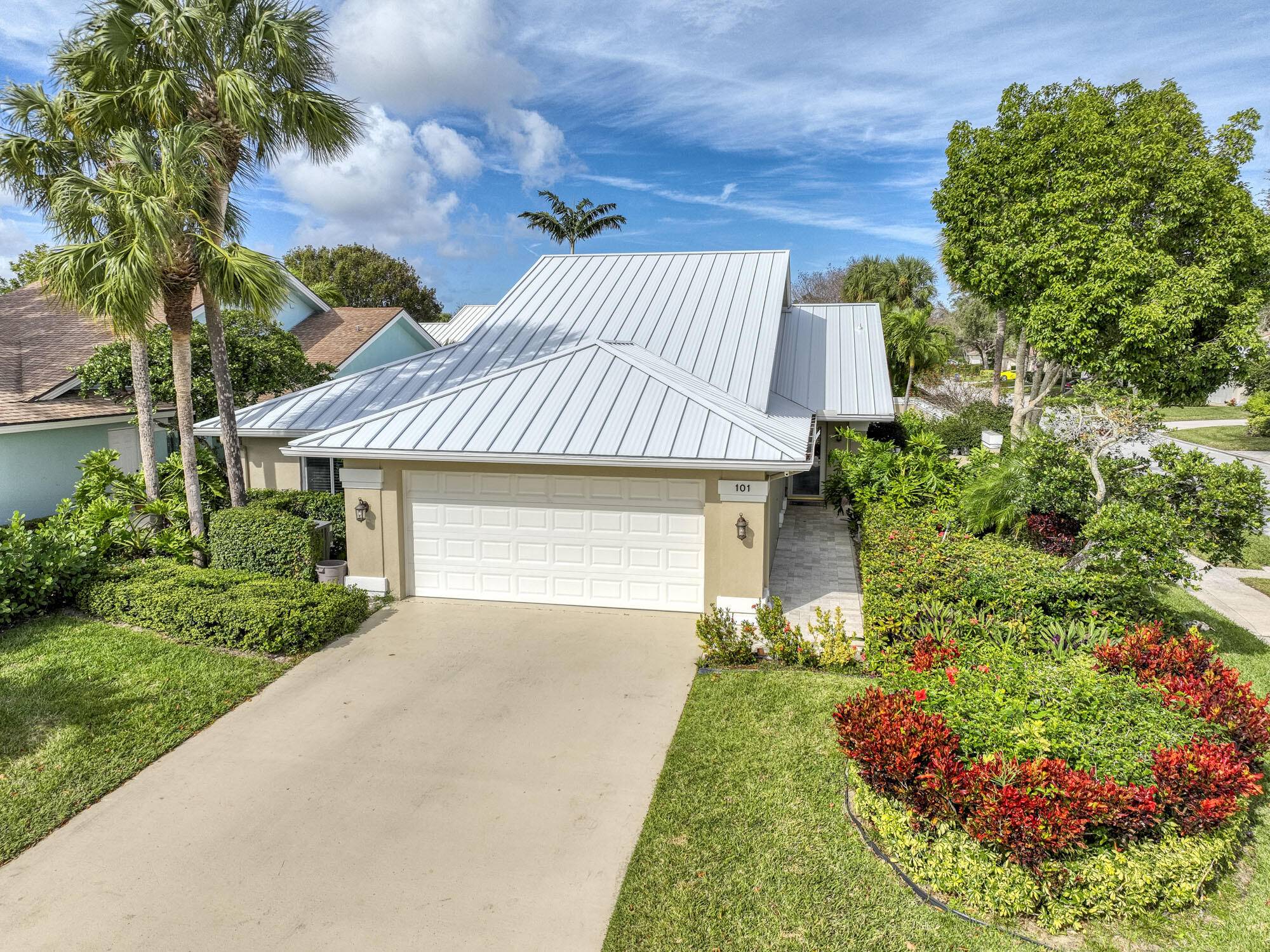 101 Inner Harbour WAY, Jupiter, FL 33477