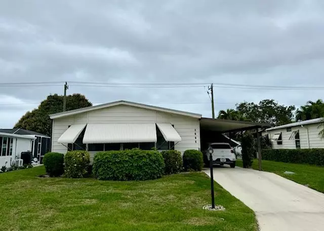 7665 SE Independence AVE, Hobe Sound, FL 33455