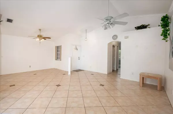 Lake Worth, FL 33467,7230 Burgess DR