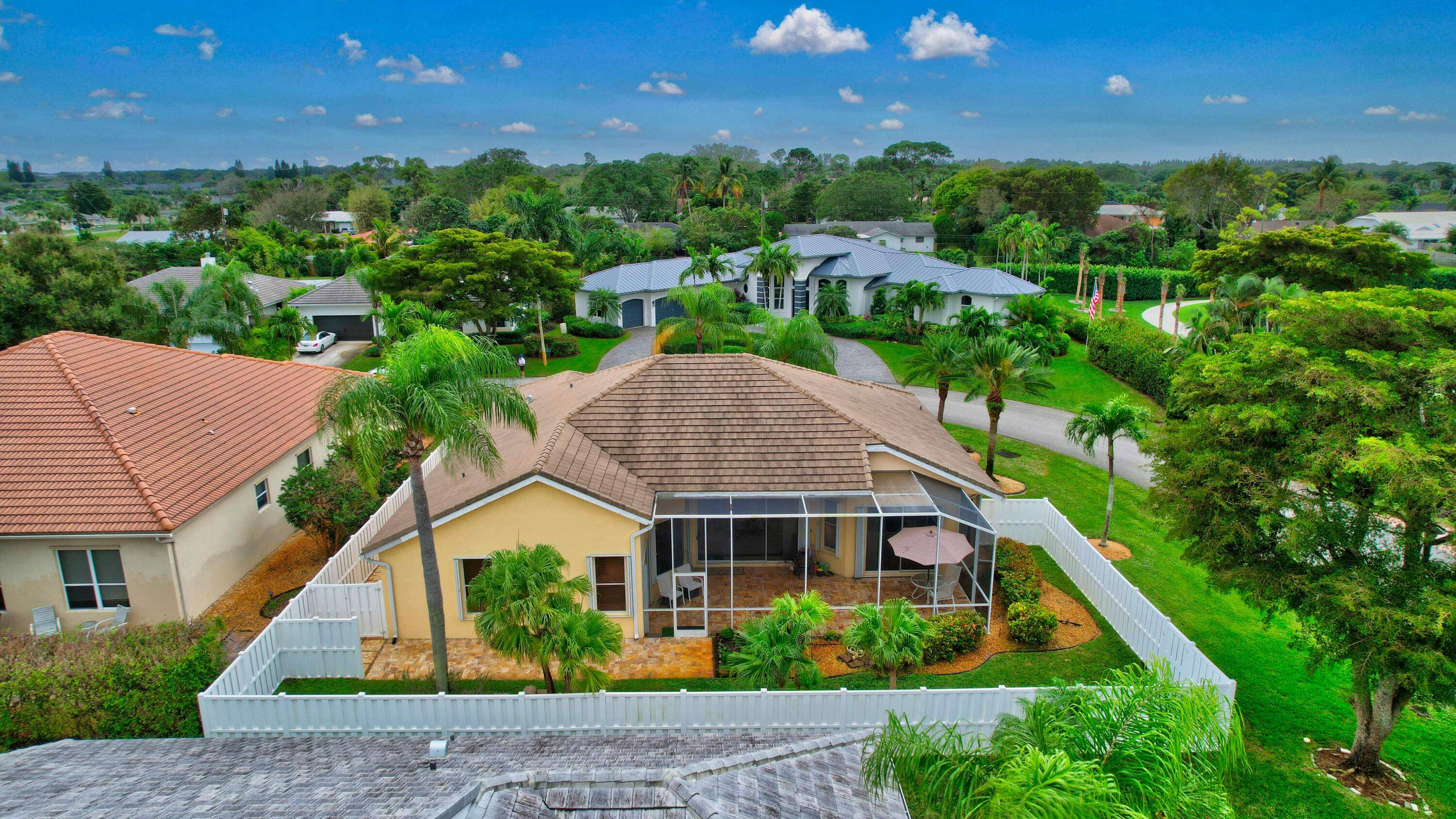 Delray Beach, FL 33445,953 Greensward LN