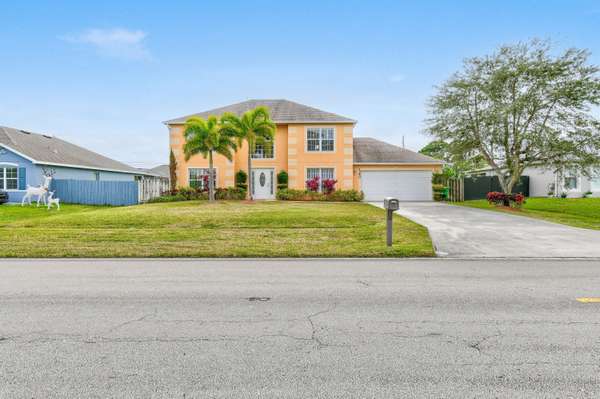 1350 SW Del Rio BLVD, Port Saint Lucie, FL 34953