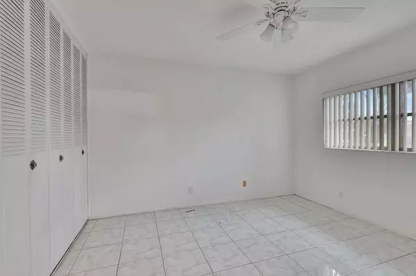 West Palm Beach, FL 33415,2625 W Emory DR G