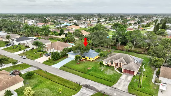 Port Saint Lucie, FL 34953,3655 SW Bonwold ST