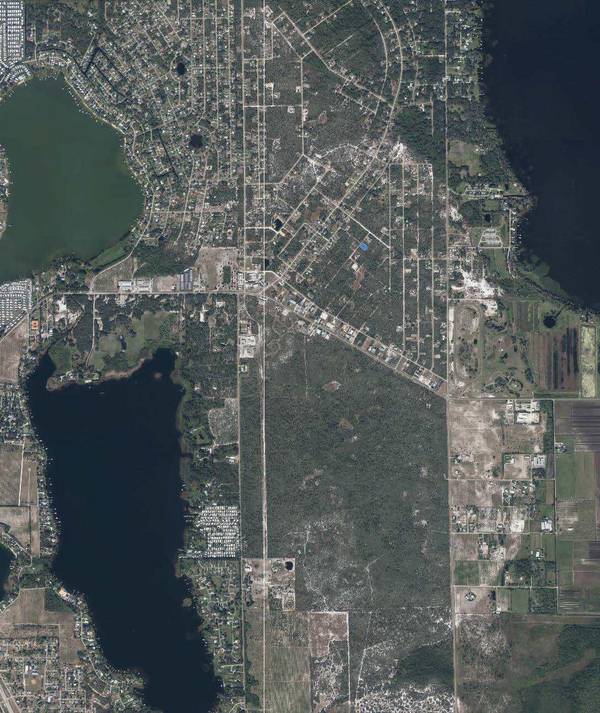 Lake Placid, FL 33852,211 Carter AVE