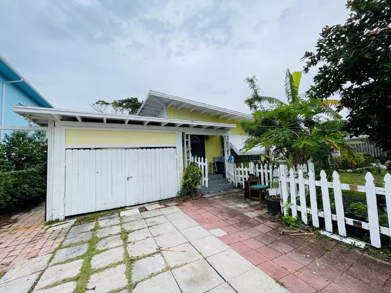 317 SE 4th AVE, Delray Beach, FL 33483