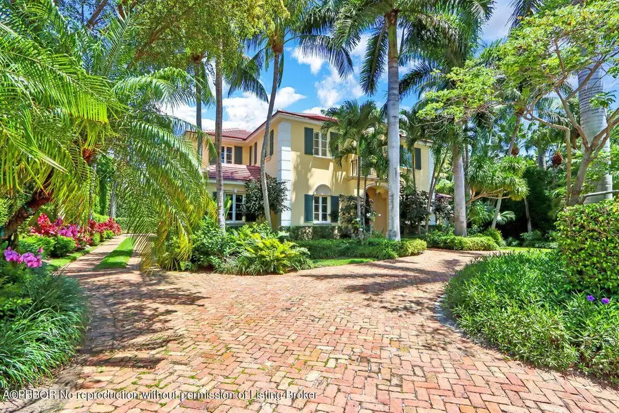 223 Coral LN, Palm Beach, FL 33480