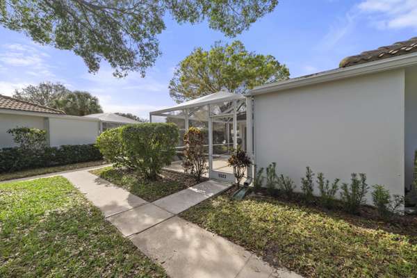 5503 Red Oak CT, Palm Beach Gardens, FL 33410