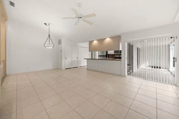 Palm Beach Gardens, FL 33410,5503 Red Oak CT